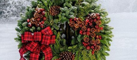 Christmas Wreath Giving Begins